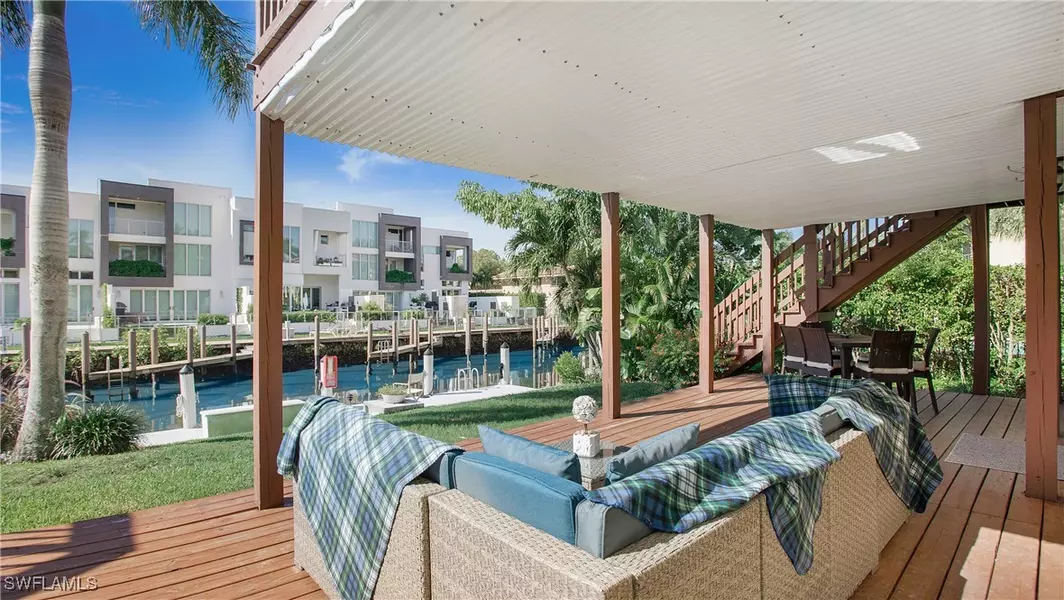 1560 Blue Point AVE #3, Naples, FL 34102