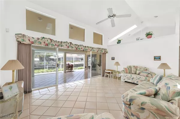 Marco Island, FL 34145,1181 Bond CT