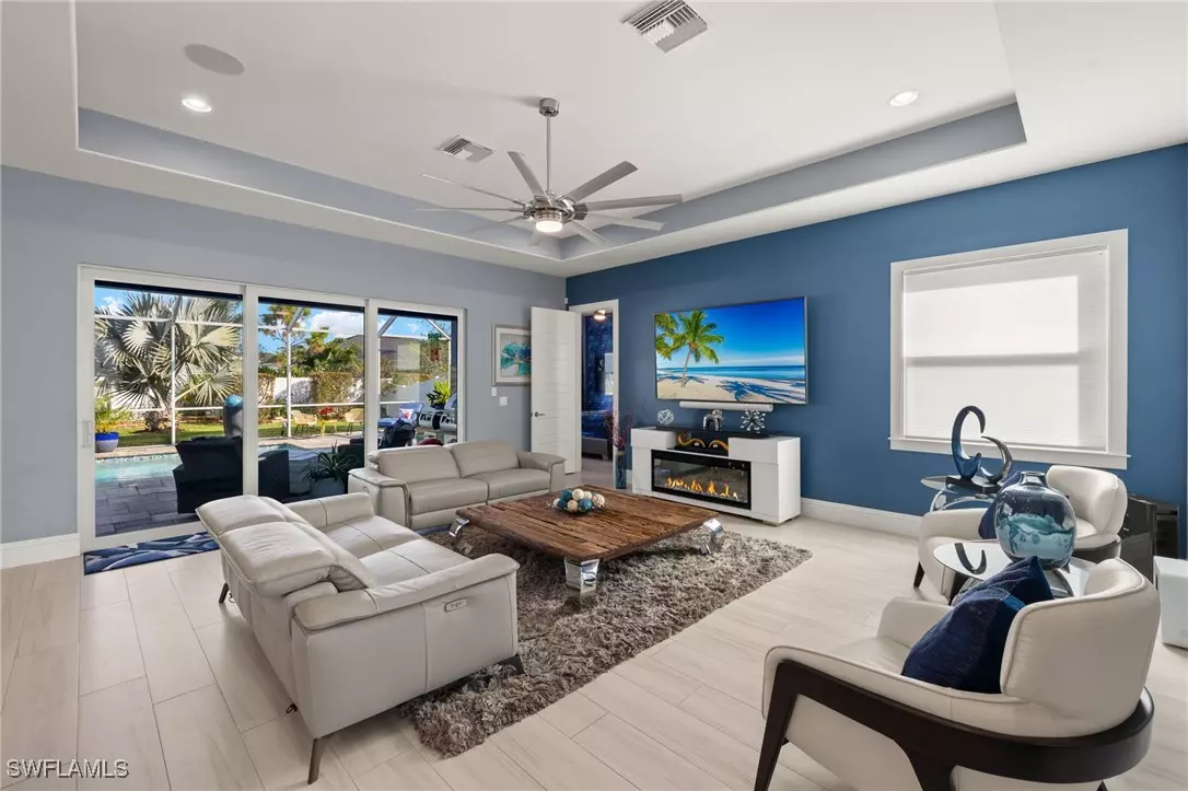 Naples, FL 34110,17 Willoughby DR
