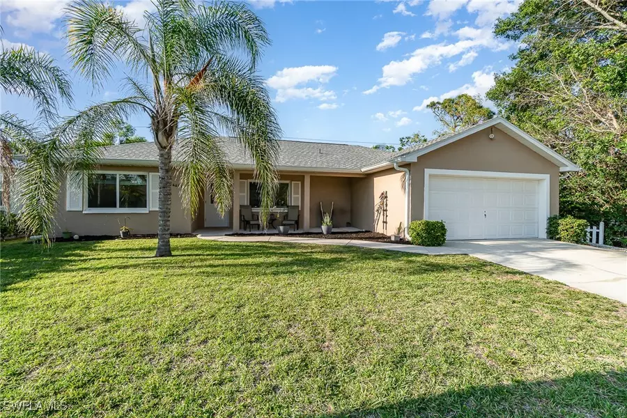 4618 Sierra LN, Bonita Springs, FL 34134