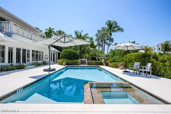 Naples, FL 34102,523 17TH AVE S