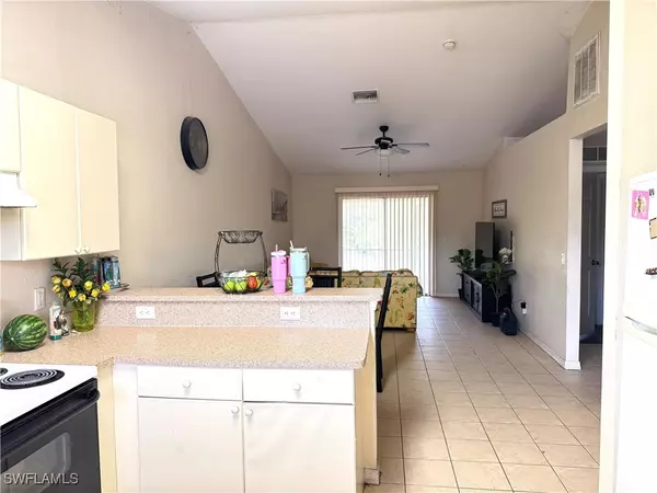 Lehigh Acres, FL 33973,816/818 W 12th ST