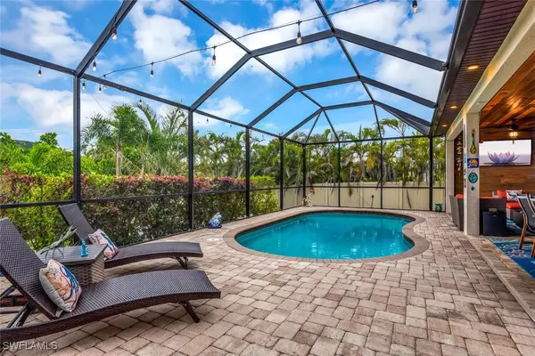 Cape Coral, FL 33914,2728 Beach Pkwy W