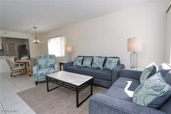 Naples, FL 34102,1300 Gulf Shore BLVD N #205