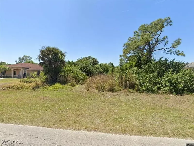 4942 Golfview BLVD, Lehigh Acres, FL 33973