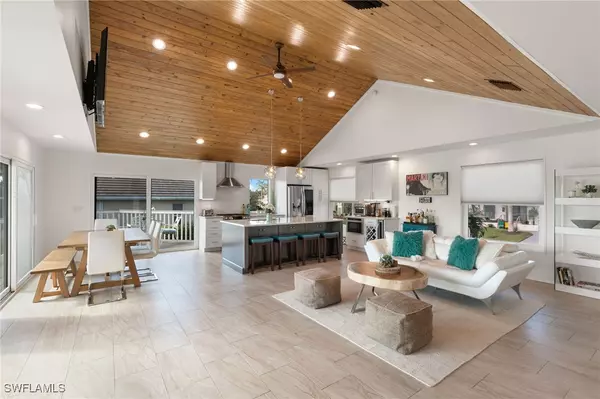 Marco Island, FL 34145,651 Partridge CT