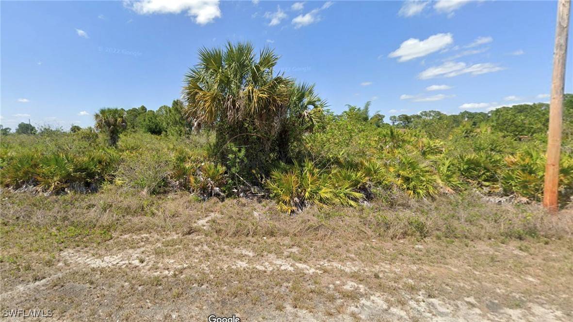 735 Central ST E, Lehigh Acres, FL 33974