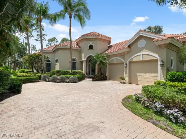 15352 Milan LN, Naples, FL 34110