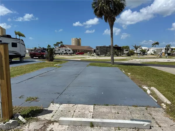 Fort Myers, FL 33908,19681 Summerlin 261 RD
