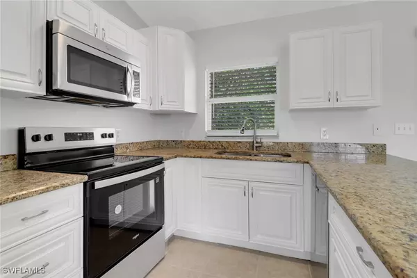 Naples, FL 34120,2575 39th AVE NE