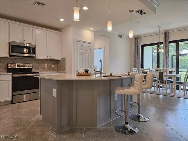 11768 Grand Belvedere WAY #103, Fort Myers, FL 33913