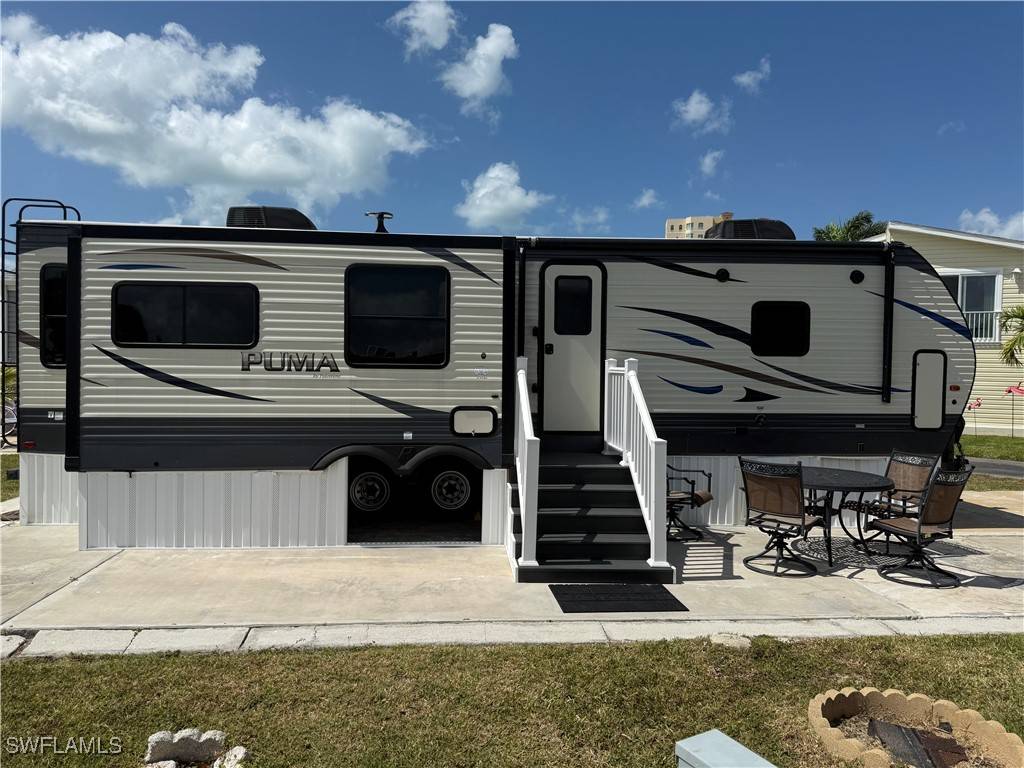 Fort Myers, FL 33908,19681 Summerlin #6 RD