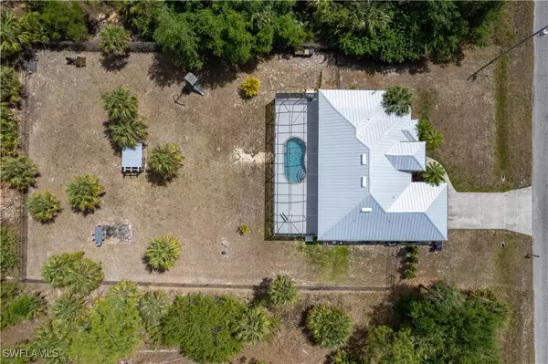 Lehigh Acres, FL 33972,914 Dayton AVE