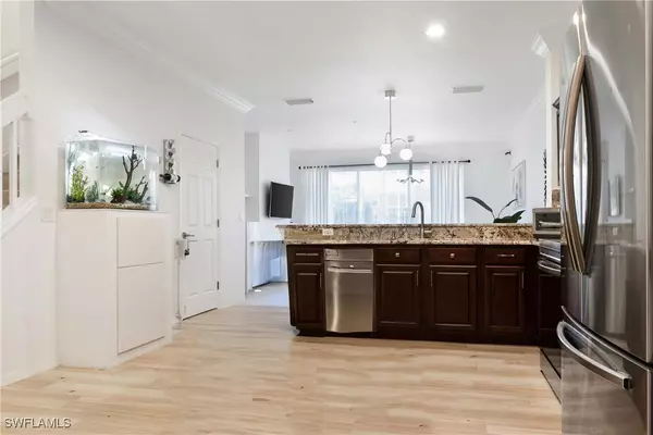 Naples, FL 34110,15455 Marcello CIR #228
