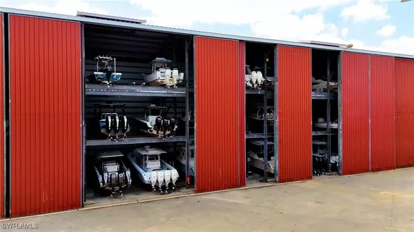 Naples, FL 34102,750 RIVER POINT DR