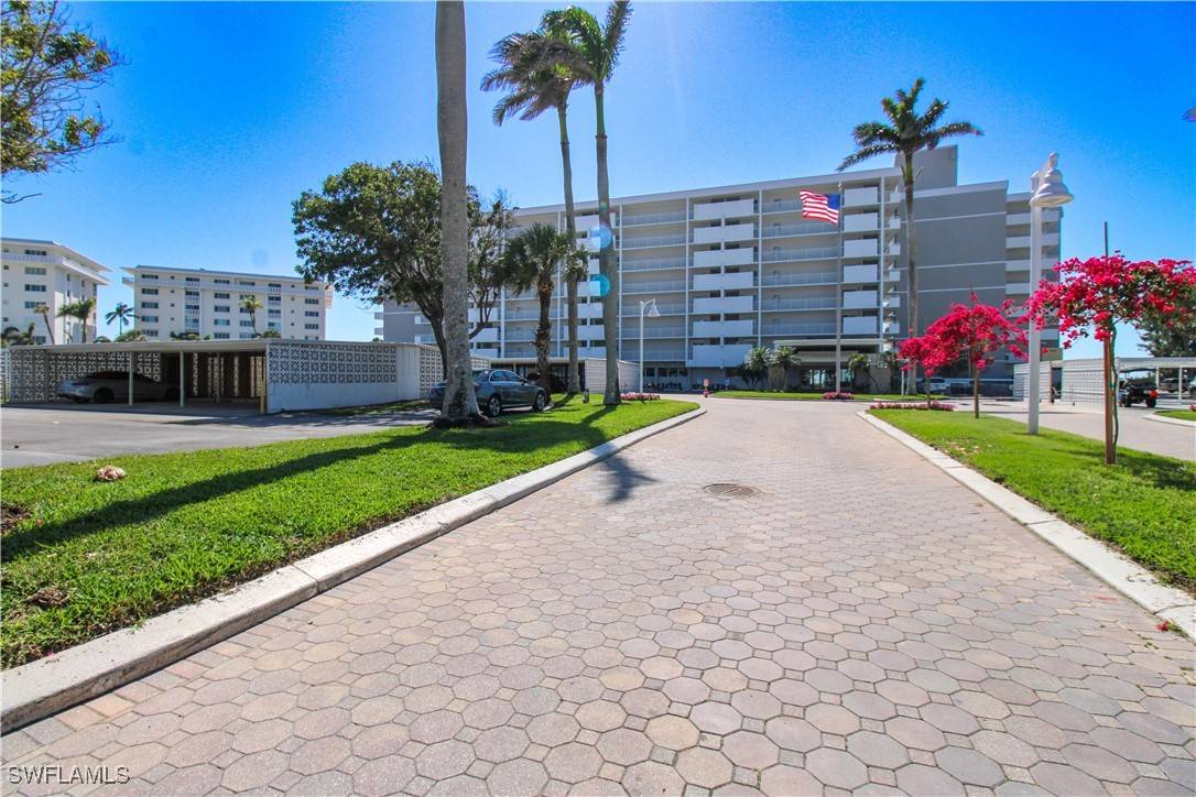 Naples, FL 34103,3443 Gulf Shore BLVD N #213