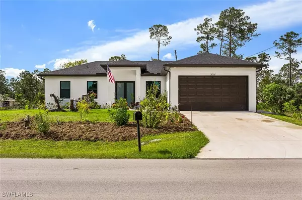 4006 E 2nd ST, Lehigh Acres, FL 33936