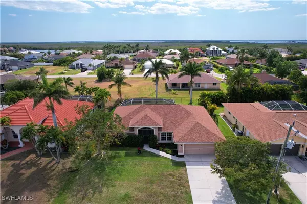 2816 SW 29th AVE, Cape Coral, FL 33914