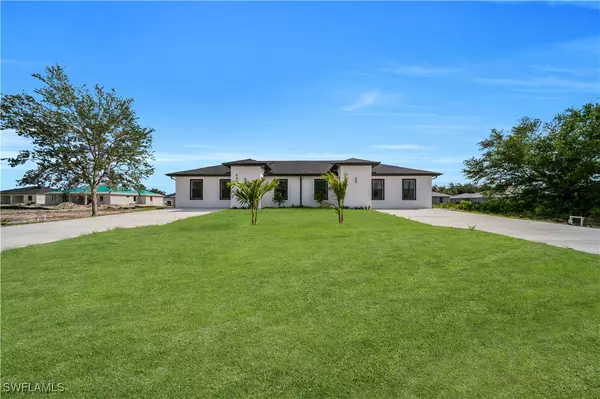 Lehigh Acres, FL 33973,4646 Leonard BLVD S
