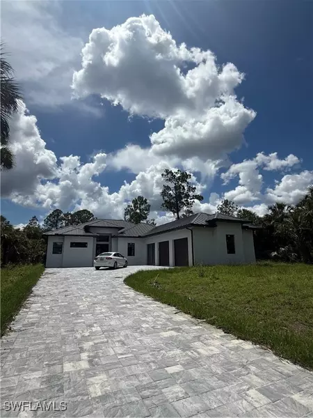 1521 Desoto BLVD S, Naples, FL 34117