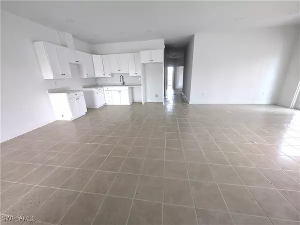 Lehigh Acres, FL 33973,1103 Harold AVE S