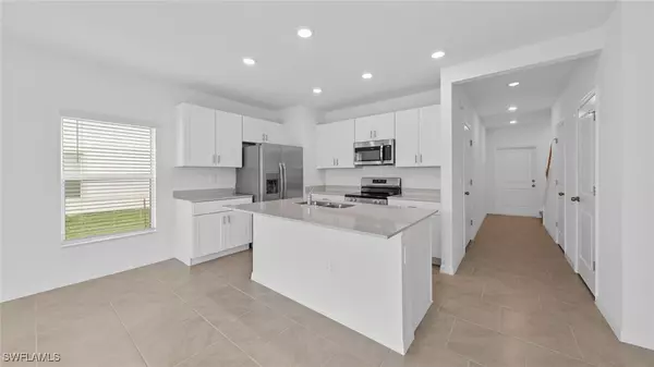 North Fort Myers, FL 33917,4204 Caterina CT