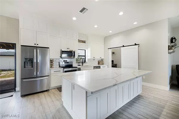 7717 16th TER, Labelle, FL 33935