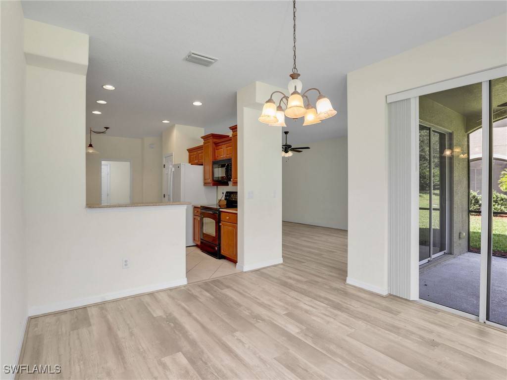 Estero, FL 33928,20298 Larino LOOP