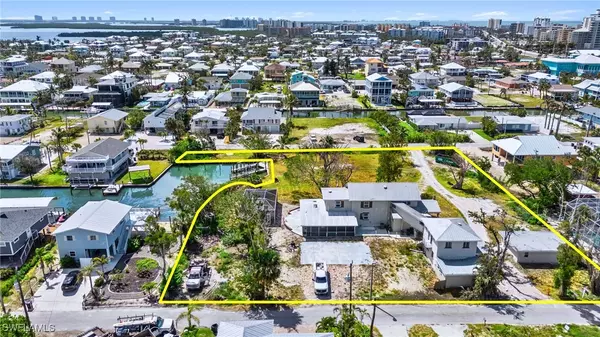 Fort Myers Beach, FL 33931,175 Bahia VIA