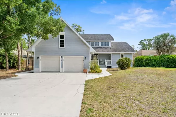 8045 Cypress DR S, Fort Myers, FL 33967