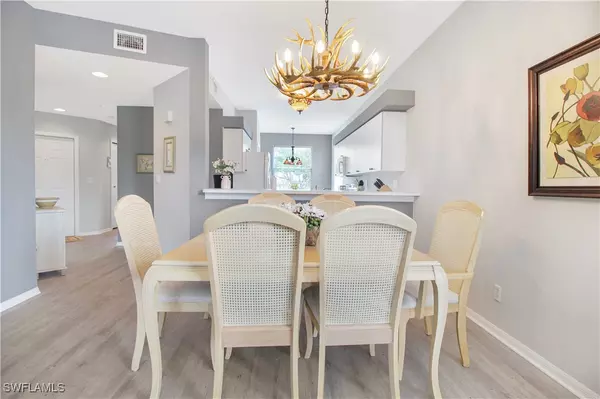 Naples, FL 34112,8680 Cedar Hammock CIR #121