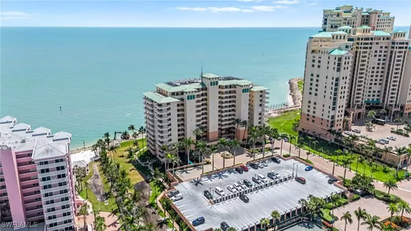 Marco Island, FL 34145,990 Cape Marco DR #208