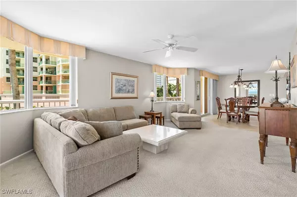 Marco Island, FL 34145,990 Cape Marco DR #208