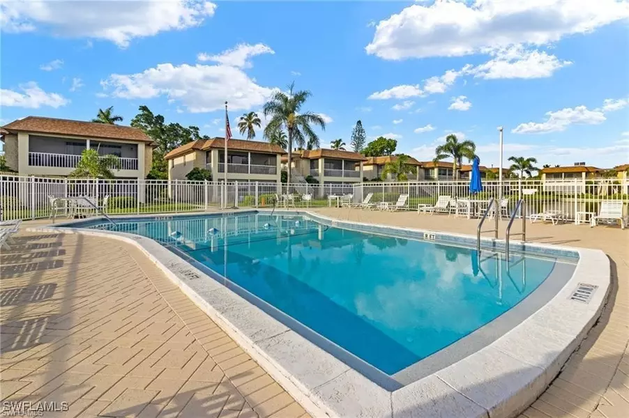 1155 Sandpiper ST #E1, Naples, FL 34102