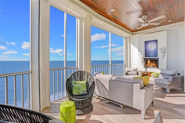 Bonita Springs, FL 34134,255 Barefoot Beach BLVD #4