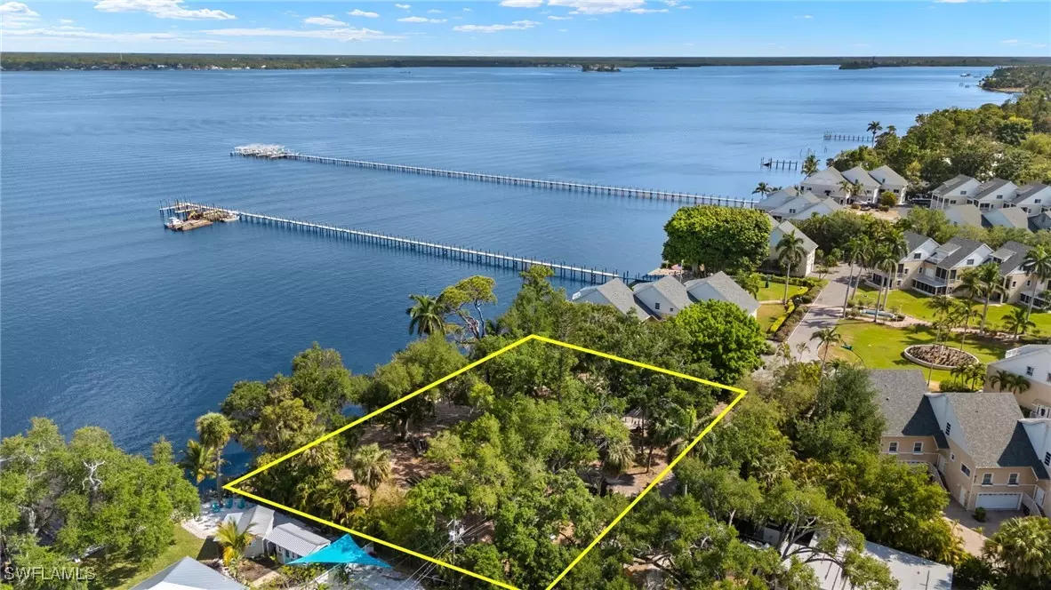 Fort Myers, FL 33916,3541/3543 E Riverside DR