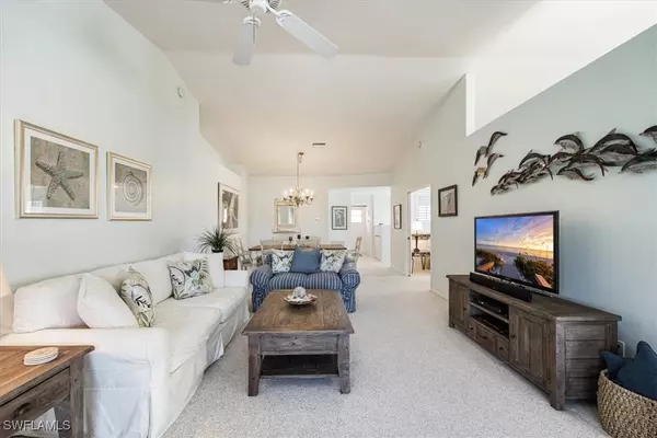 Naples, FL 34110,5889 Three Iron DR #1403
