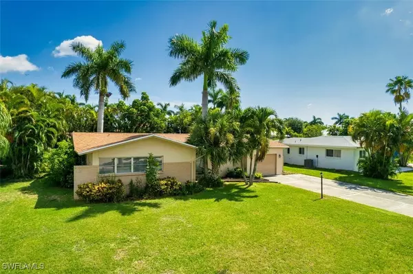 412 Bayshore DR, Cape Coral, FL 33904