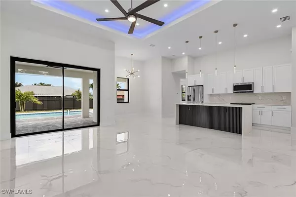 Cape Coral, FL 33991,806 Santa Barbara BLVD