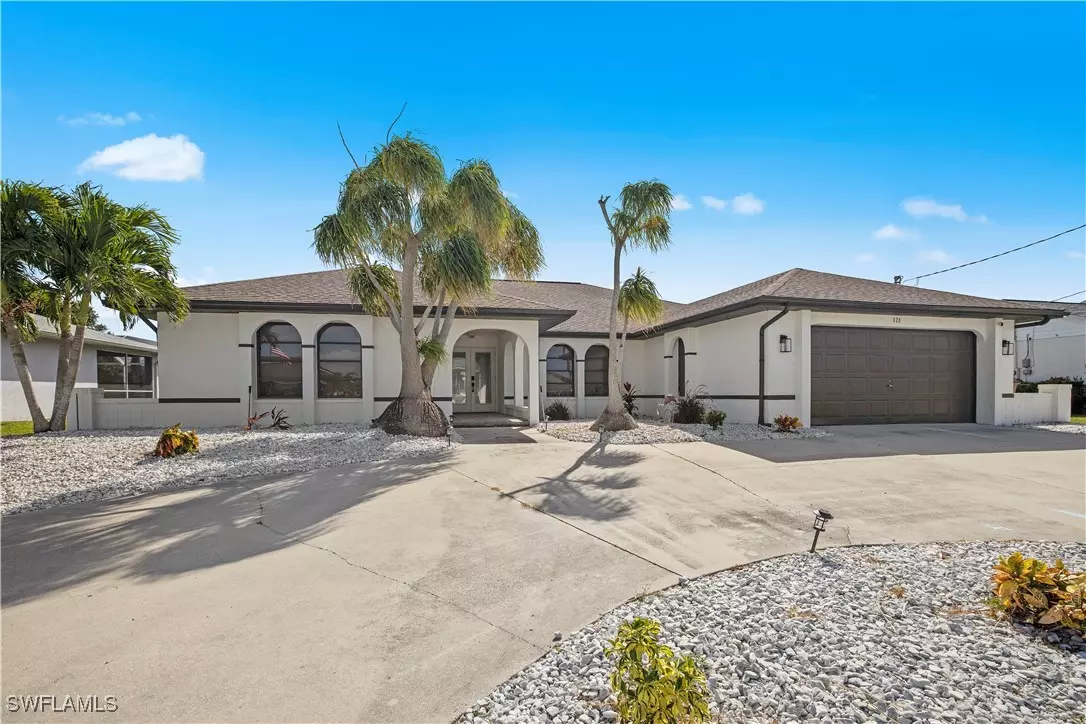 Cape Coral, FL 33914,828 SW 51st TER