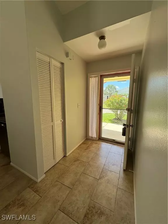North Fort Myers, FL 33917,5560 Longleaf DR