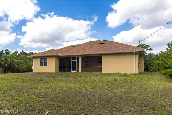 Lehigh Acres, FL 33972,400 Clayton AVE