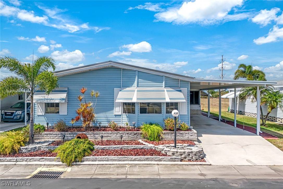 433 Rainbow DR, North Fort Myers, FL 33903