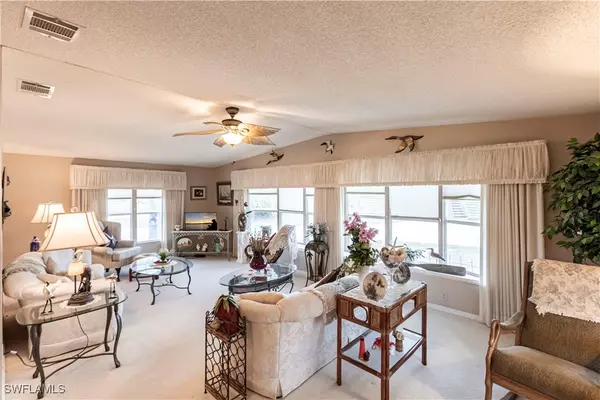 North Fort Myers, FL 33903,10051 Broken Woods CT S
