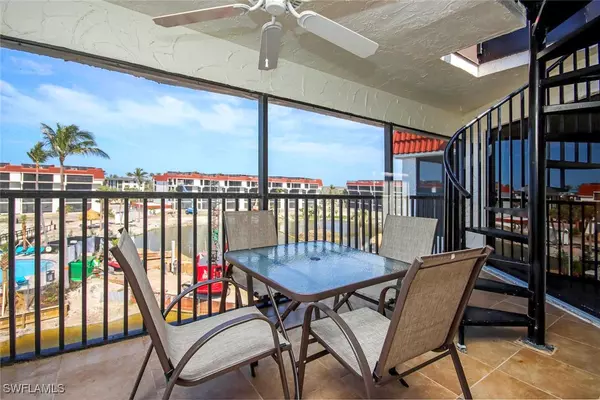 Sanibel, FL 33957,2445 W Gulf DR #43E