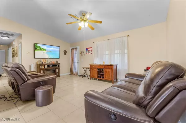 Naples, FL 34120,2361 4th AVE NE