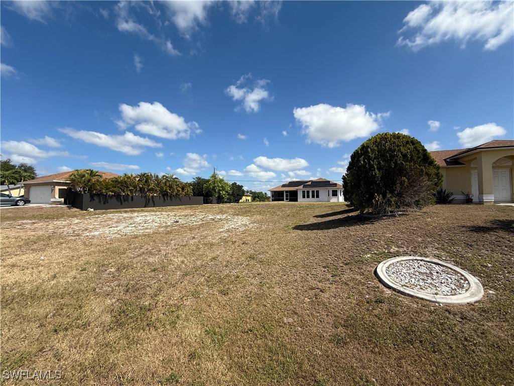 29 SW Trafalgar Pkwy, Cape Coral, FL 33991