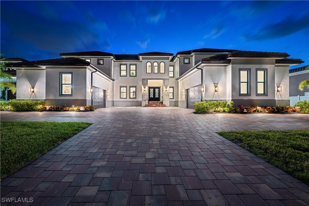 3924 W Riverside DR, Fort Myers, FL 33901