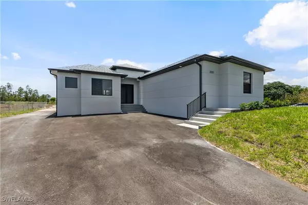 Naples, FL 34120,2520 43rd AVE NE