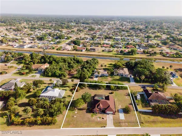 Lehigh Acres, FL 33936,1435 Graham CIR